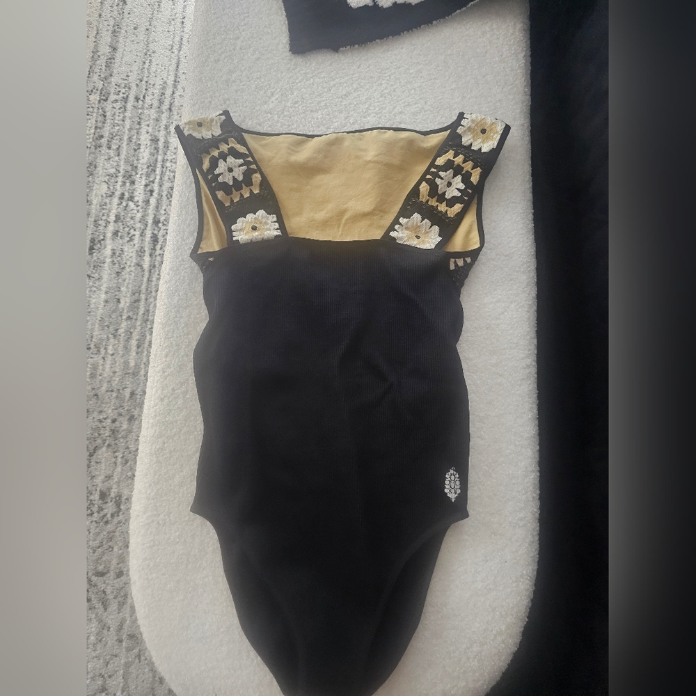 Leica Black and Gold Kids Bodysuit